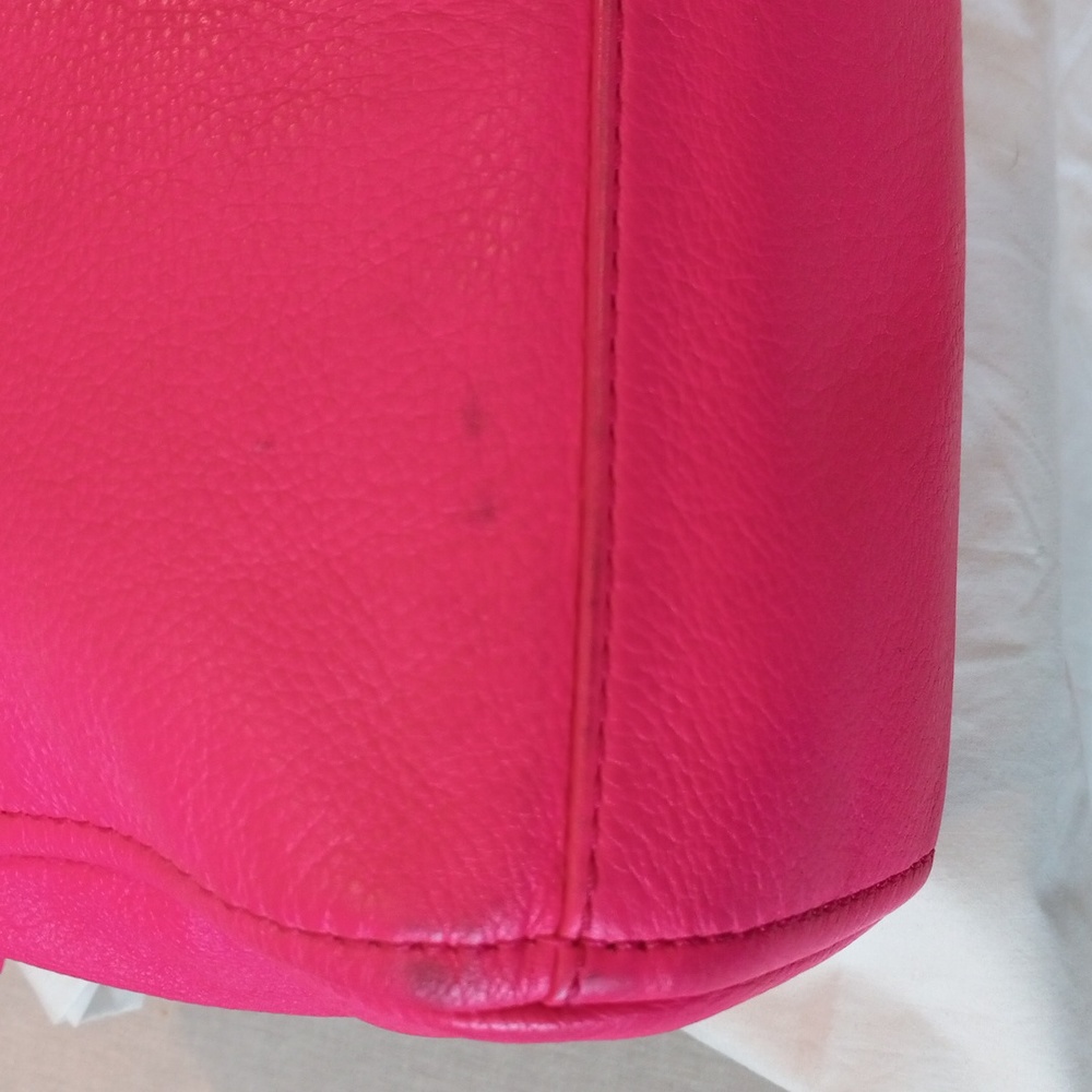 Handbag - Picture 5 of 16
